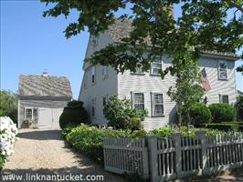 6 Woodbury Lane - Town
