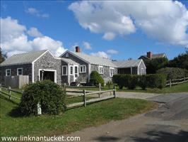 9 Meadow Lane :: West of Town