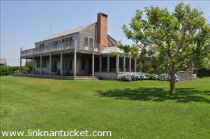 8 F Street :: Madaket
