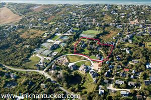 8 - 10 Old Westmoor Farm Road and 20 - 22 Pilgrim Road :: West of Town