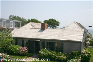 9 Broadway Street and 9 Front Street :: Sconset