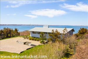 84 Pocomo Road :: Pocomo 84 Pocomo Road :: Pocomo