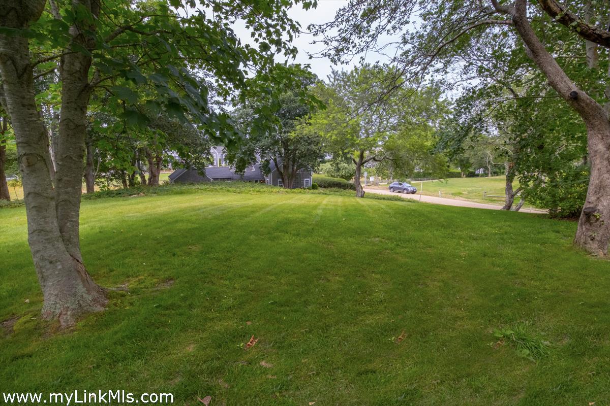 Lot 33 North Mill Street