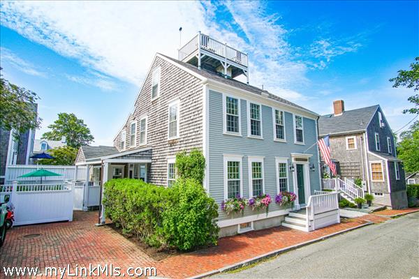 5 Mulberry Street: Main Picture