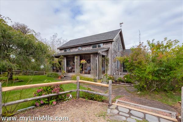 26 Pine Grove Road: Main Picture