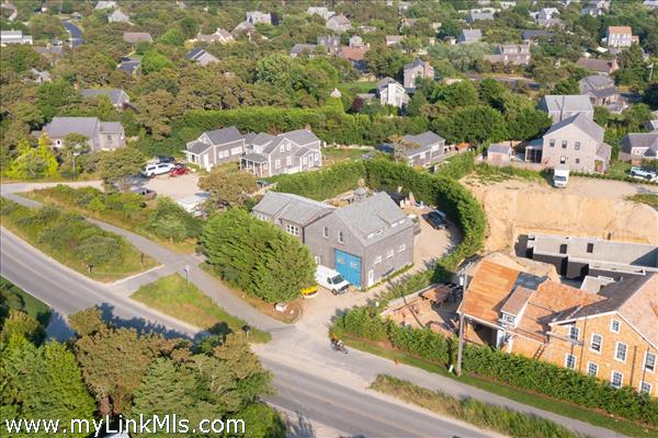 48 Bartlett Road: Main Picture