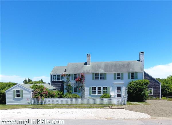 39 Monomoy Road: Main Picture