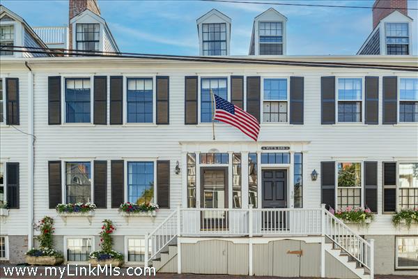 21 Orange Street: Main Picture