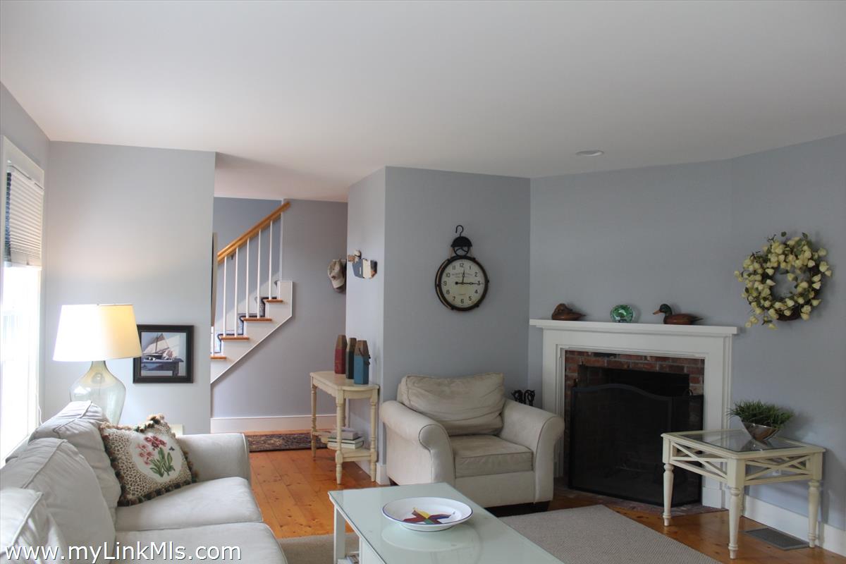 33 Goldfinch Drive Nantucket MA, Nantucket Homes For Sale Lee Real Estate