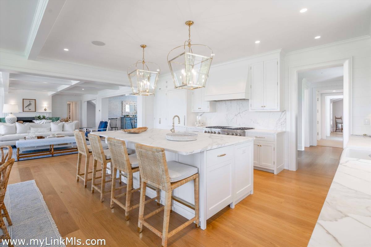 256 Polpis Road