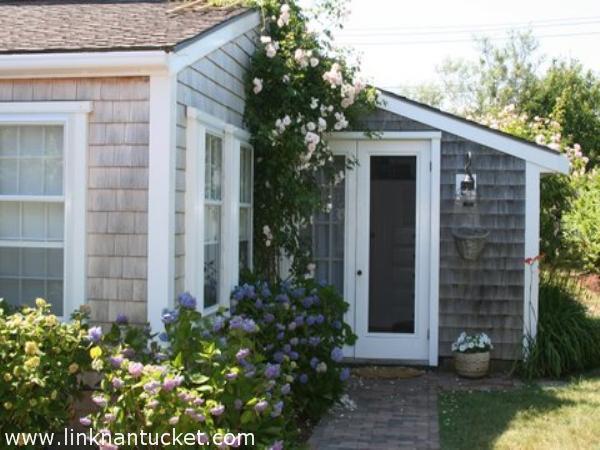 6 Cherry Street Nantucket Image