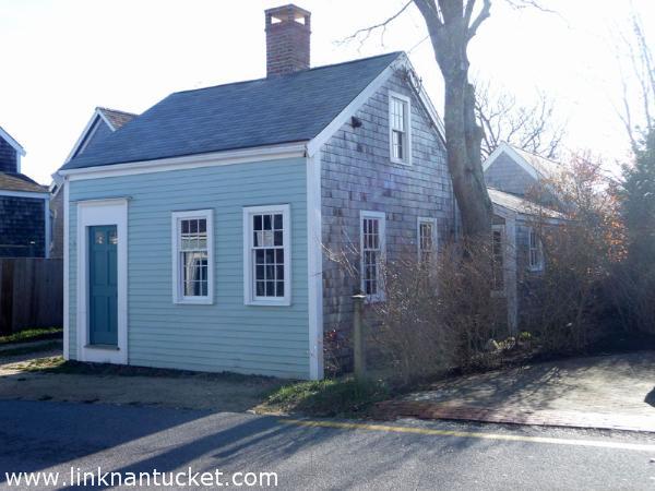 36 York Street Nantucket Image