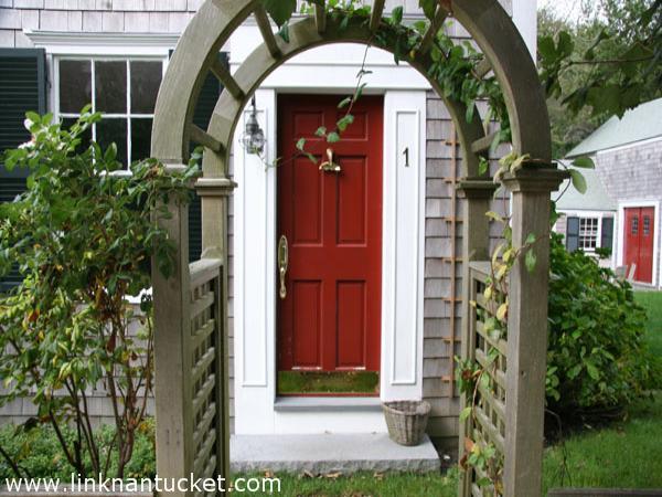 1 Brocks Court Nantucket Image