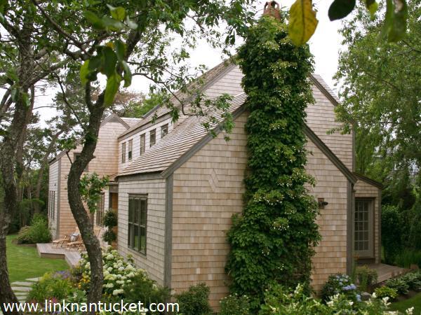 76 North Liberty Street Nantucket Image