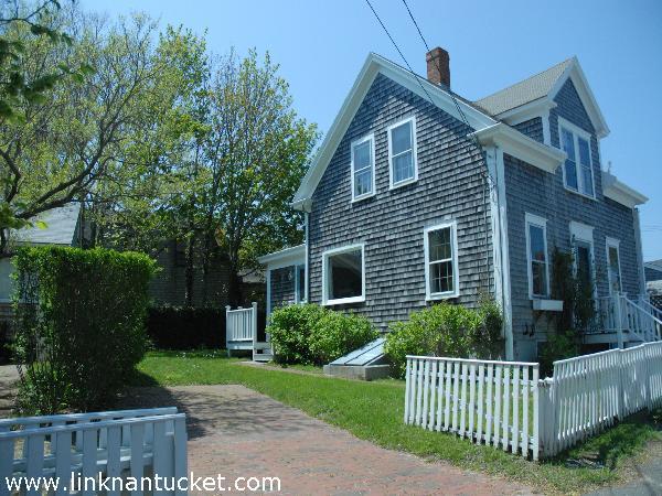 47 Pleasant Street Nantucket Image