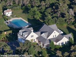 4 Milestone Crossing Mid Island