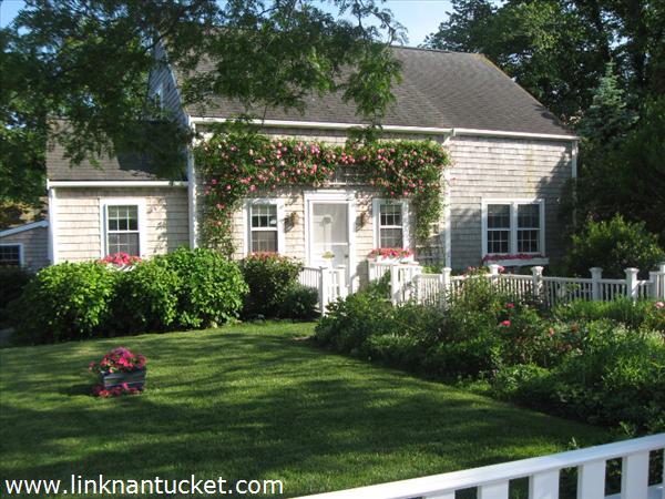 10 Beaver Street Nantucket Image