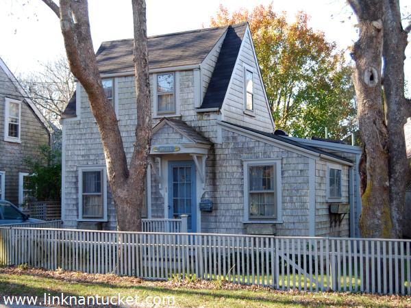 1 Joy Street Nantucket Image