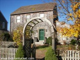 37 Goldfinch Drive Naushop