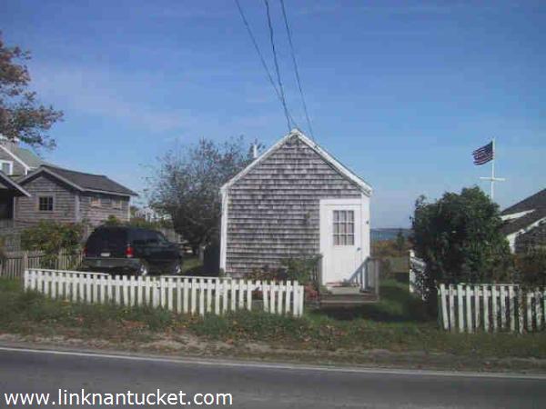 30A Washington Street Nantucket Image