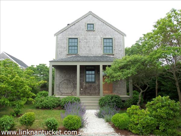 14 1/2 Clarendon Street Nantucket Image