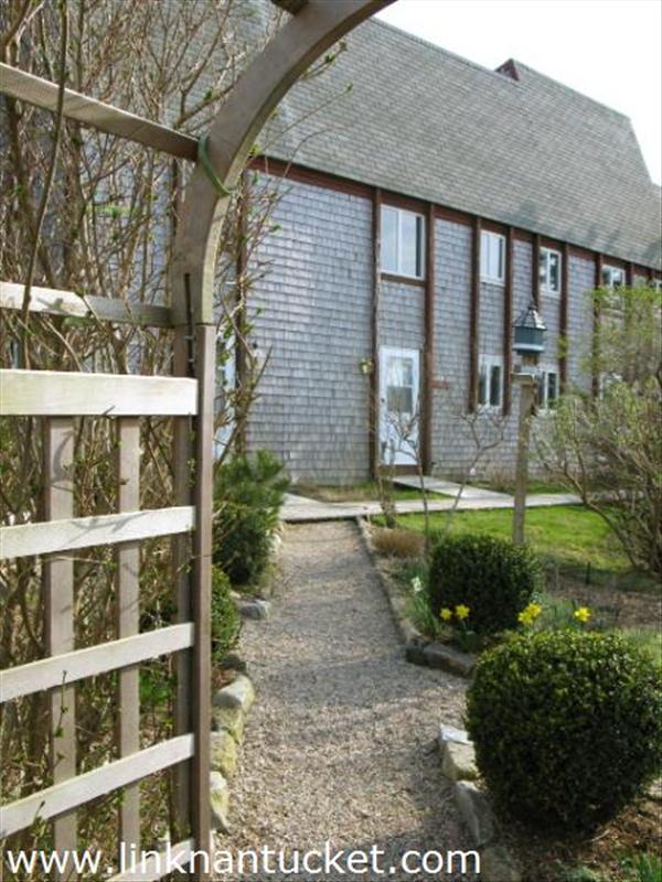 22 Arkansas Avenue Nantucket Image