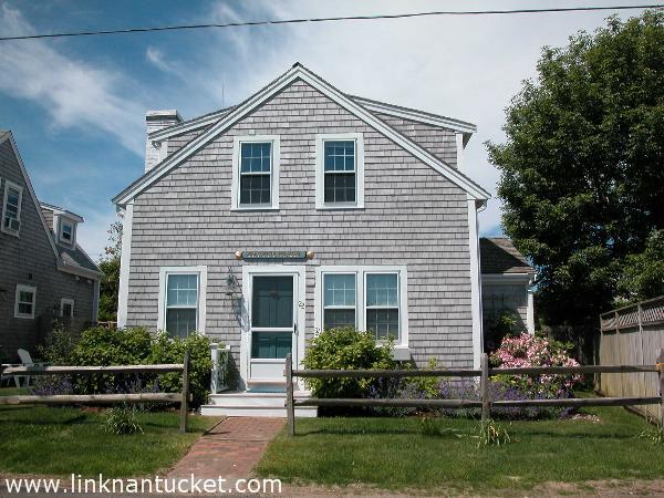 22 Willard Street Nantucket Image