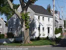 2 Cliff Road Town