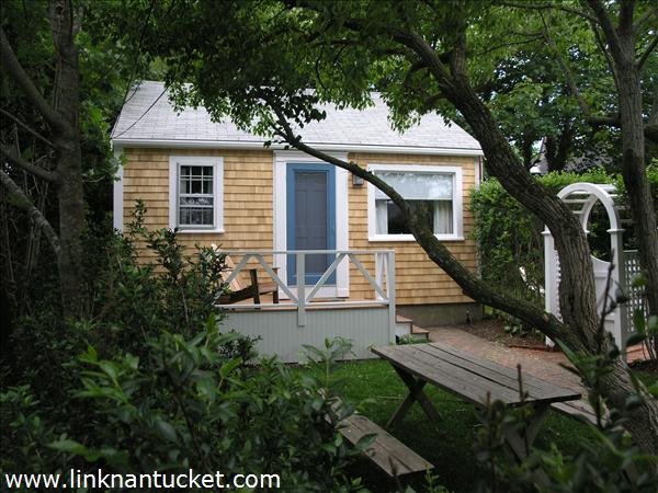 47 Pleasant Street # 2 Nantucket Image