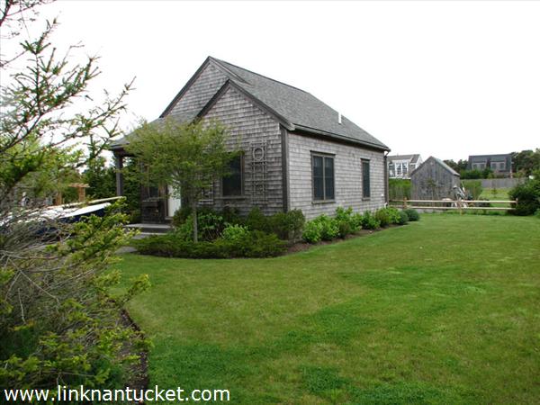 21 B Daffodil Lane Nantucket Image