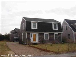 12 Essex Road Mid Island