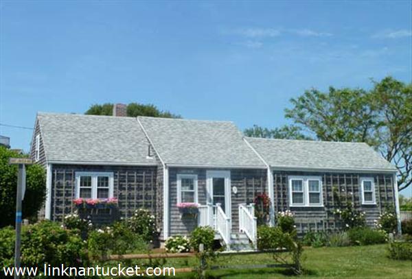 29 East Lincoln Avenue Nantucket Image