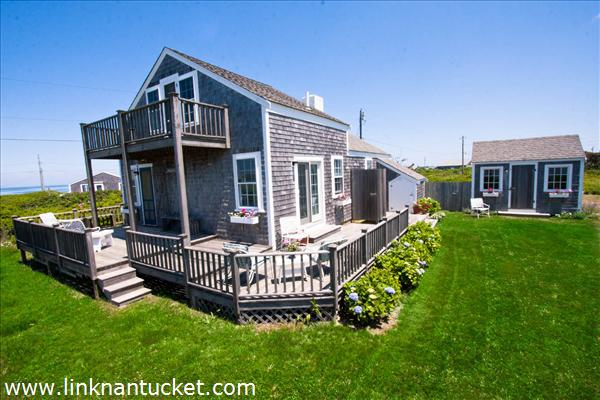 24 Rhode Island Avenue Nantucket Image