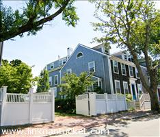 18 Orange Street Town