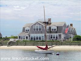 39 Hulbert Avenue Brant Point