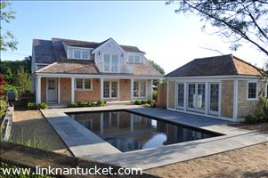 20A Madaket Road/Hedgebury Lane Town