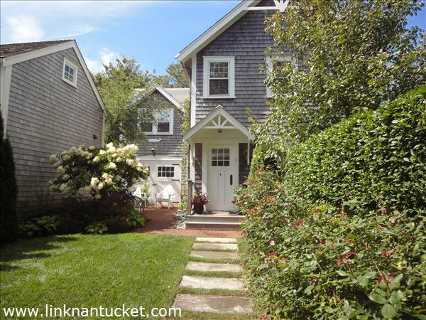2 Gardner Street Nantucket Image