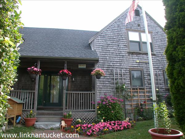 70 Union Street Nantucket Image