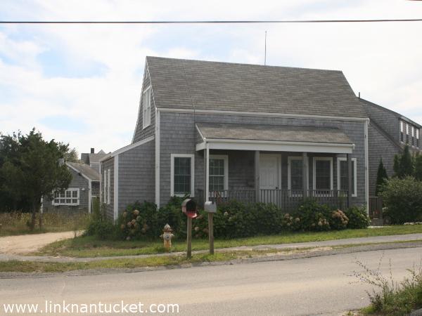 61 Surfside Road Nantucket Image