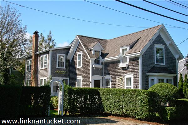 34 Cliff Road Nantucket Image