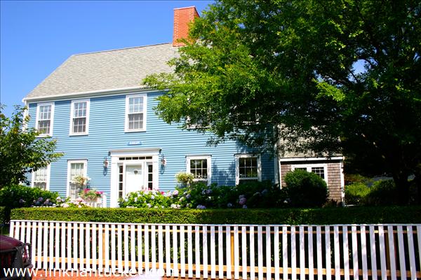 45 Autopscot  Circle Nantucket Image