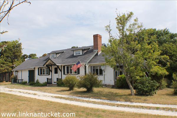 47 A Fairgrounds Road Nantucket Image