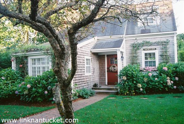 40 King Street Nantucket Image