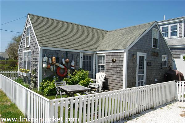 24 Codfish Park Road Nantucket Image