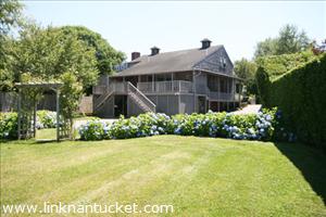 5 North Liberty Street Town