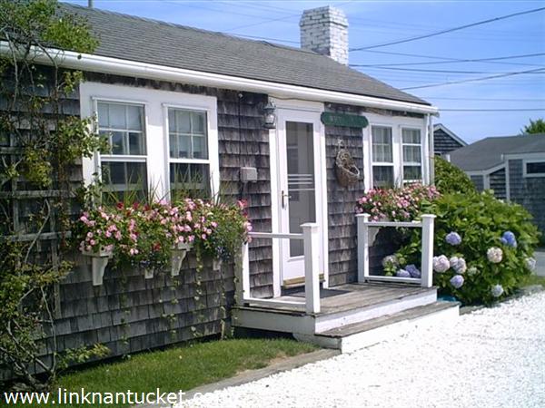 3 Meader Street # A Nantucket Image
