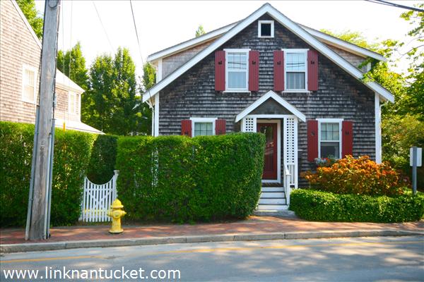 30 Pleasant Street Nantucket Image