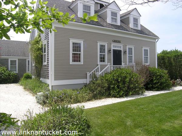 52 North Beach Street Nantucket Image