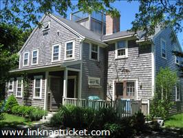 13R Bear Street Town