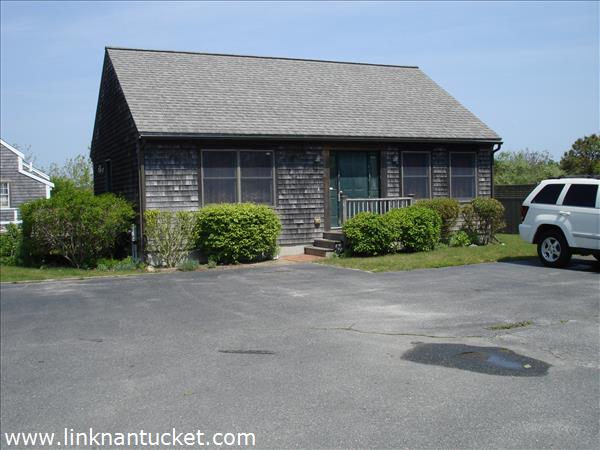 4 Cartwright Place Nantucket Image
